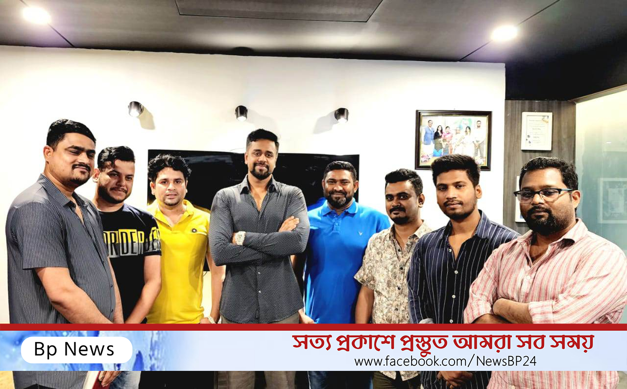 অয়ন ওসমান সাথে মরহুম দৌলত মেম্বার পুত্র কাসেম সম্রাটের সৌজন্য সাক্ষাৎ