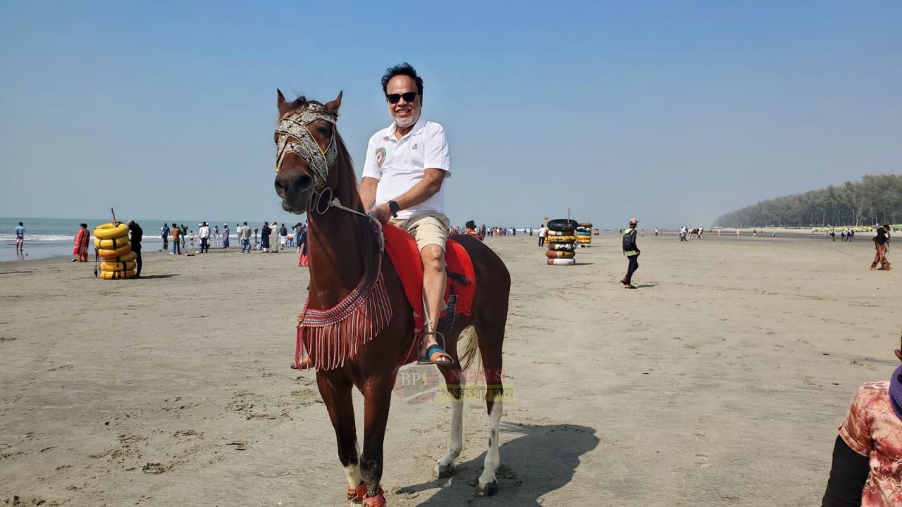 রেজিস্ট্রি অফিসে ‘মুকুটবিহীন রাজত্ব’—নির্বাচন ছাড়াই বছরের পর বছর ক্ষমতায় রফিক