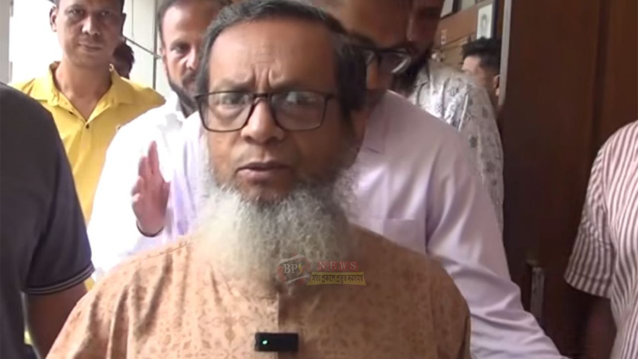 হকার ও ফুটপাত দখল সমস্যা সমাধানে আশাবাদী এমপি আবুল কালাম