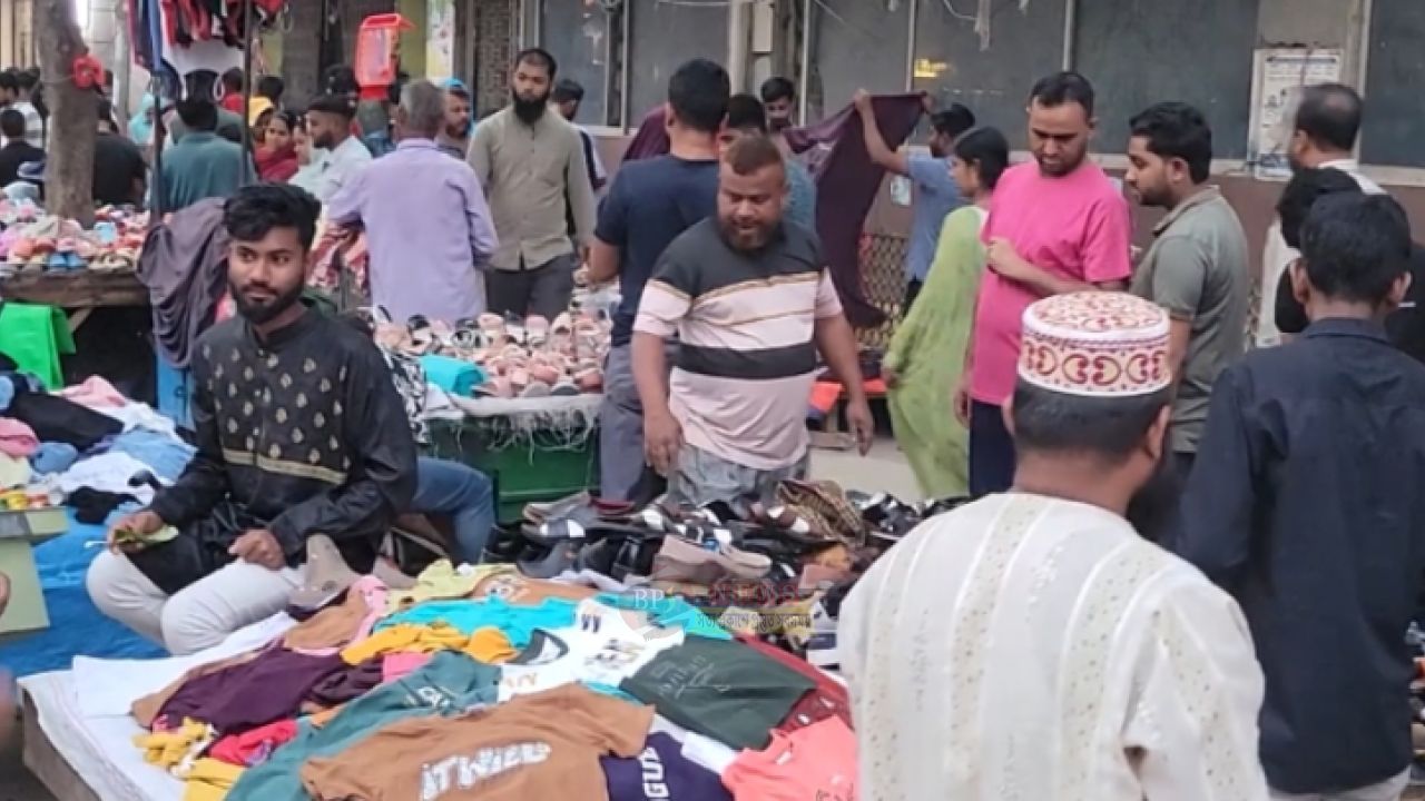 ১৩ এপ্রিল হকার উচ্ছেদ অ'ভিযান: স্বস্তি না ফের নতুন সং'ঘাত?