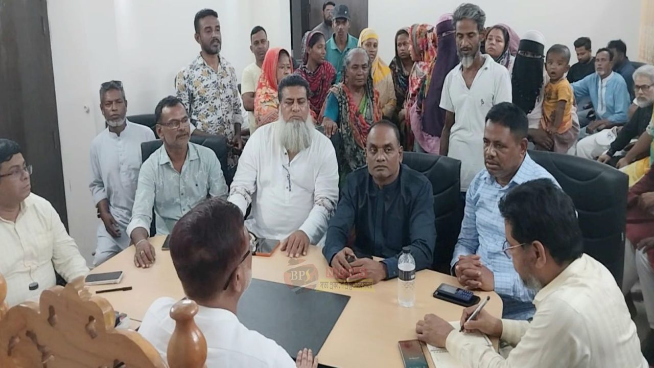 বন্দরে গণশুনানি, নাগরিক ভোগান্তি দূর করতে নাসিক প্রশাসক সাখাওয়াতের দ্রুত পদক্ষেপের প্রতিশ্রুতি