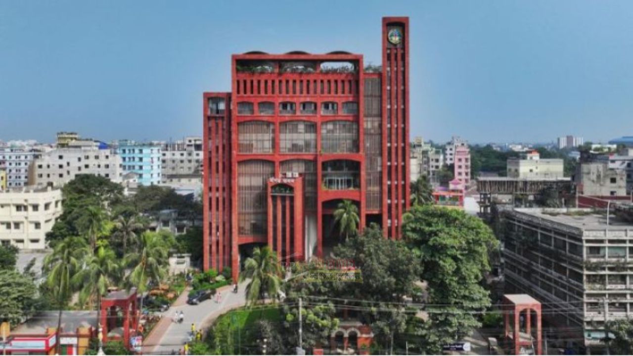 সিটি কর্পোরেশনের তিন স্থানে টোল আদায় বন্ধ, কমতে পারে ভাড়া