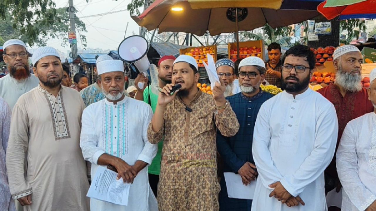 গণভোটের রায় বাস্তবায়নে সিদ্ধিরগঞ্জে জামায়াতের লিফলেট বিতরণ ও পথসভা