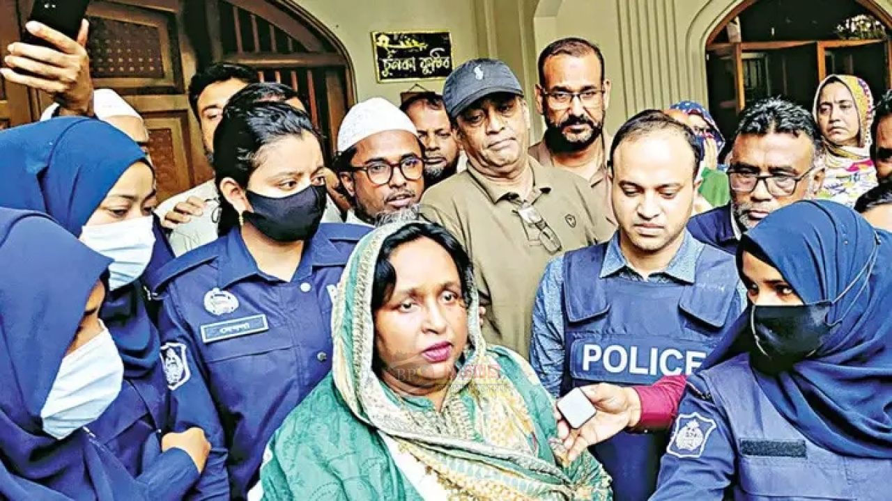 আইভীকে ঘিরে আবারও ‘২০০৩’র আলোচনা