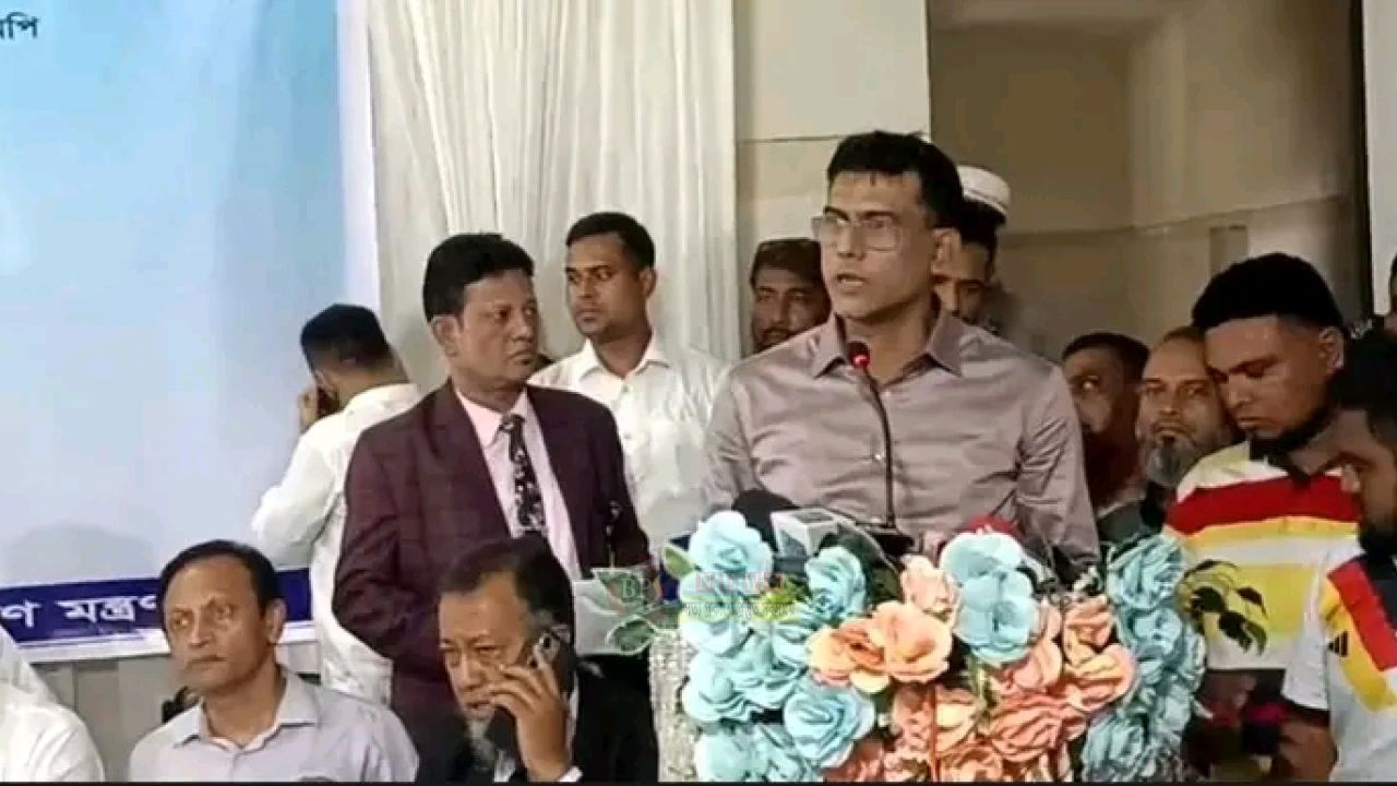 ভিক্টোরিয়া হাসপাতালে আইসিসিইউ চালু: তারেক রহমান ও স্বাস্থ্য মন্ত্রীকে ধন্যবাদ জানালেন মাশুকুল ইসলাম রাজীব