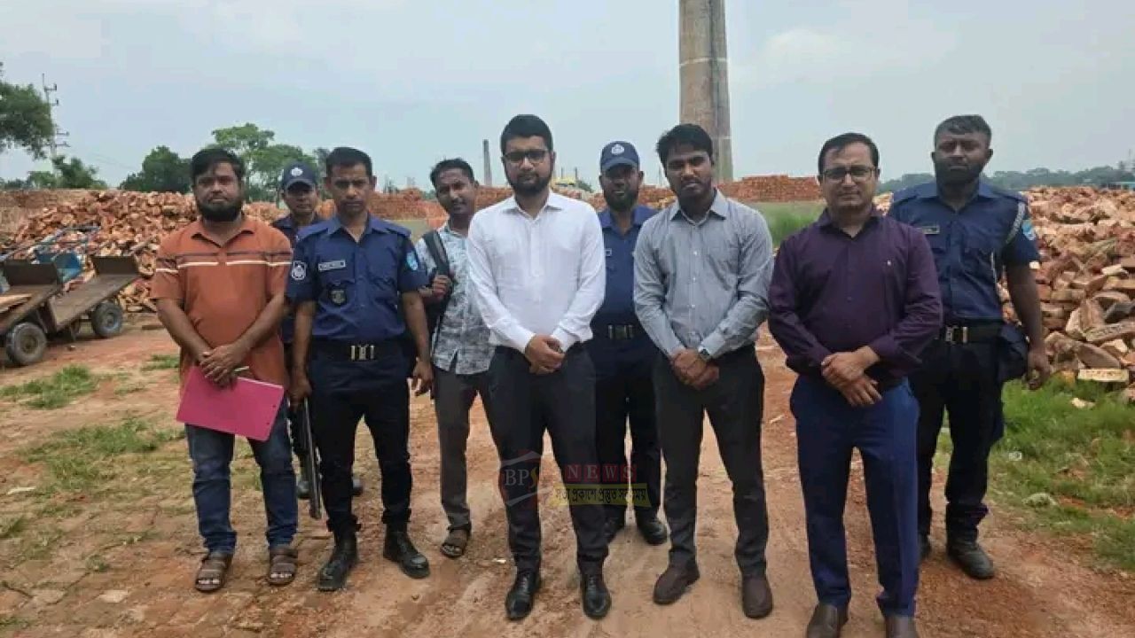 বন্দরে দুই অবৈধ ইটভাটাকে ১ লাখ ৫০ হাজার টাকা জরিমানা