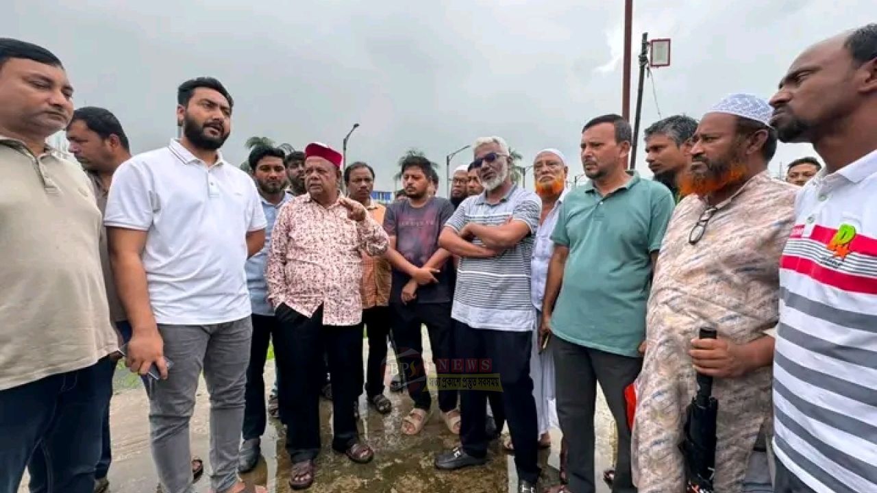 ডিএনডি এলাকার জলাবদ্ধতা দূর করতে মাঠে এমপি আজহারুল ইসলাম মান্নান
