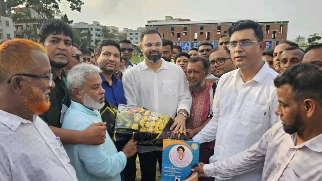 নারায়ণগঞ্জে বর্ণাঢ্য আয়োজনে শেষ হলো ‘বেগম খালেদা জিয়া স্মৃতি অনূর্ধ্ব-১৭ ফুটবল টুর্নামেন্ট’
