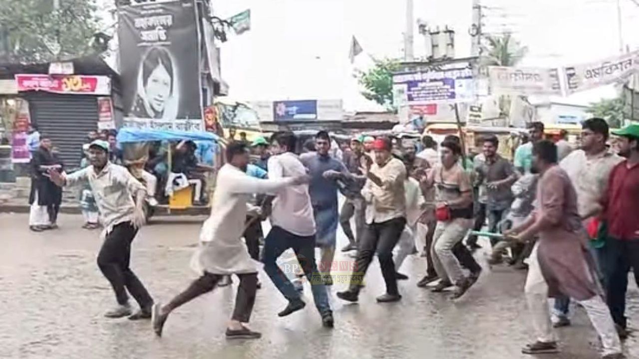 তোলারাম কলেজে ছাত্রদল-ছাত্রশিবির সংঘর্ষ, আহত অন্তত ৫