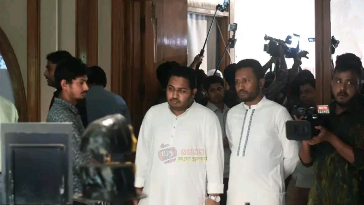 জুলাই গণঅভ্যুত্থান স্মৃতি জাদুঘর পরিদর্শনে আব্দুল্লাহ আল আমিন