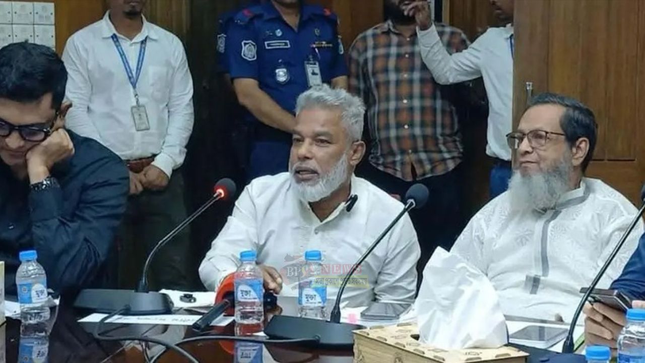 তিতাস কর্মকর্তাদের ‘পিটানোর’ নির্দেশের কথা বললেন এমপি মান্নান