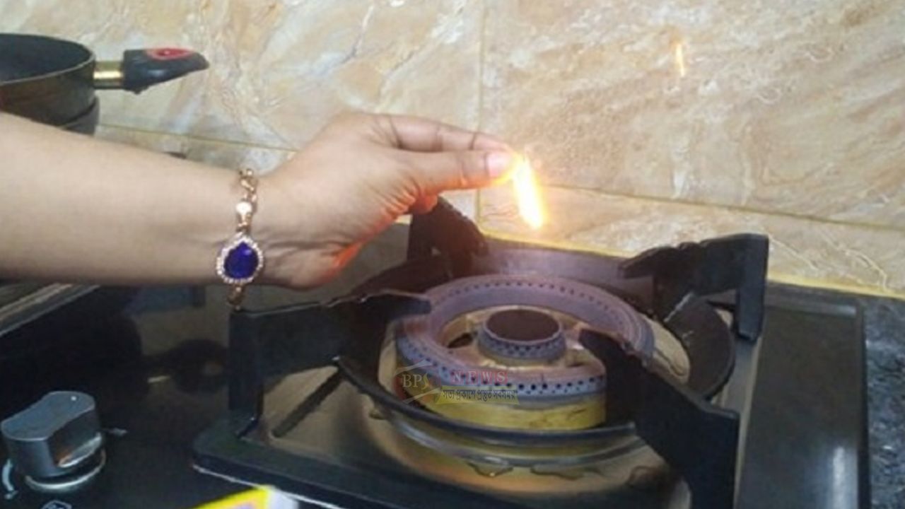 গ্যাস নেই, রান্না বন্ধ: চরম ভোগান্তিতে নগরবাসী