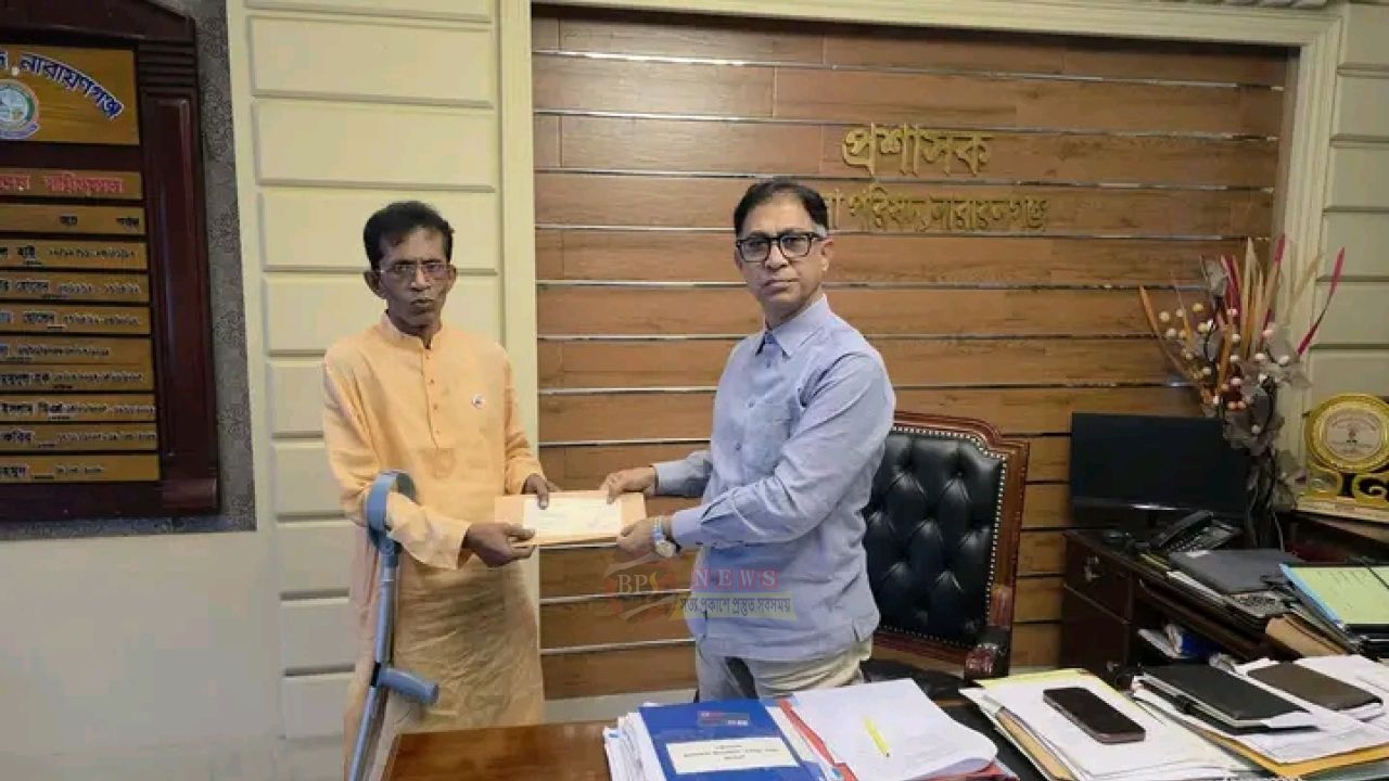 জুলাইয়ের যুদ্ধে পঙ্গু রুহুলের চিকিৎসায় পাশে দাঁড়ালেন মামুন মাহমুদ