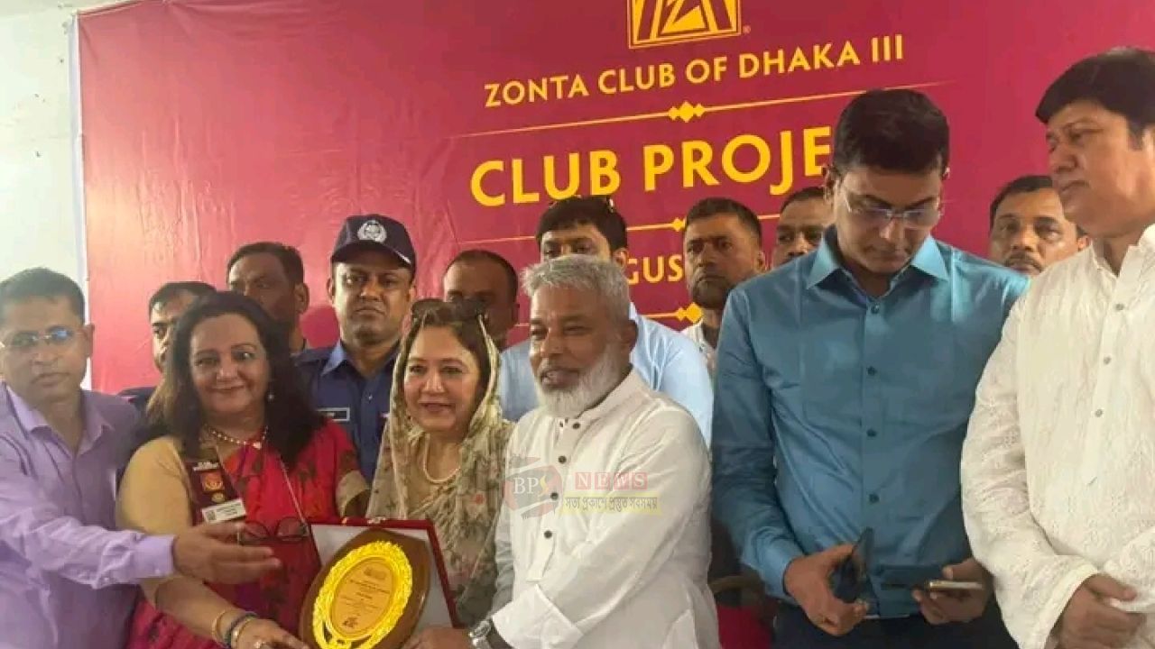 নারীদের নিরাপত্তা ও যৌন নির্যাতন বন্ধে সফুরা খাতুন বিদ্যালয়ে সচেতনতামূলক কর্মসূচি