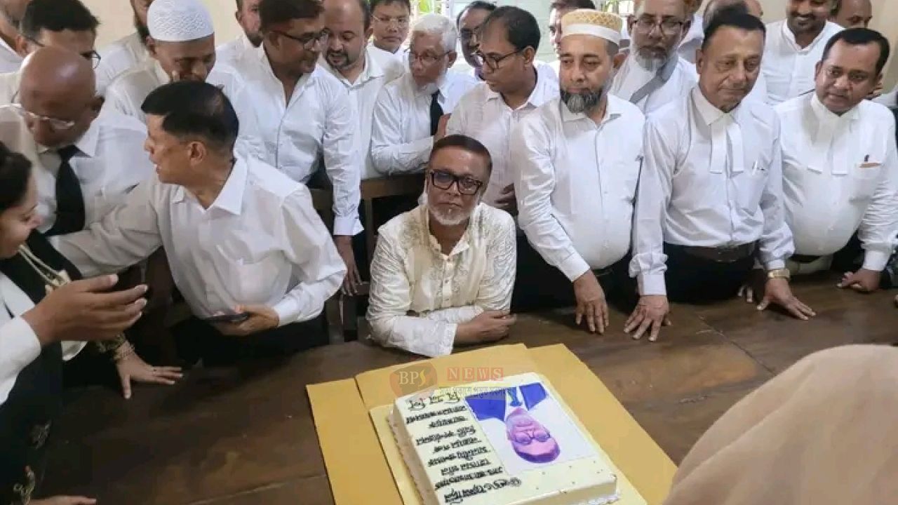 জন্মদিনে সাখাওয়াত হোসেন খান: সাত খুন মামলা থেকে নাসিকের প্রশাসক