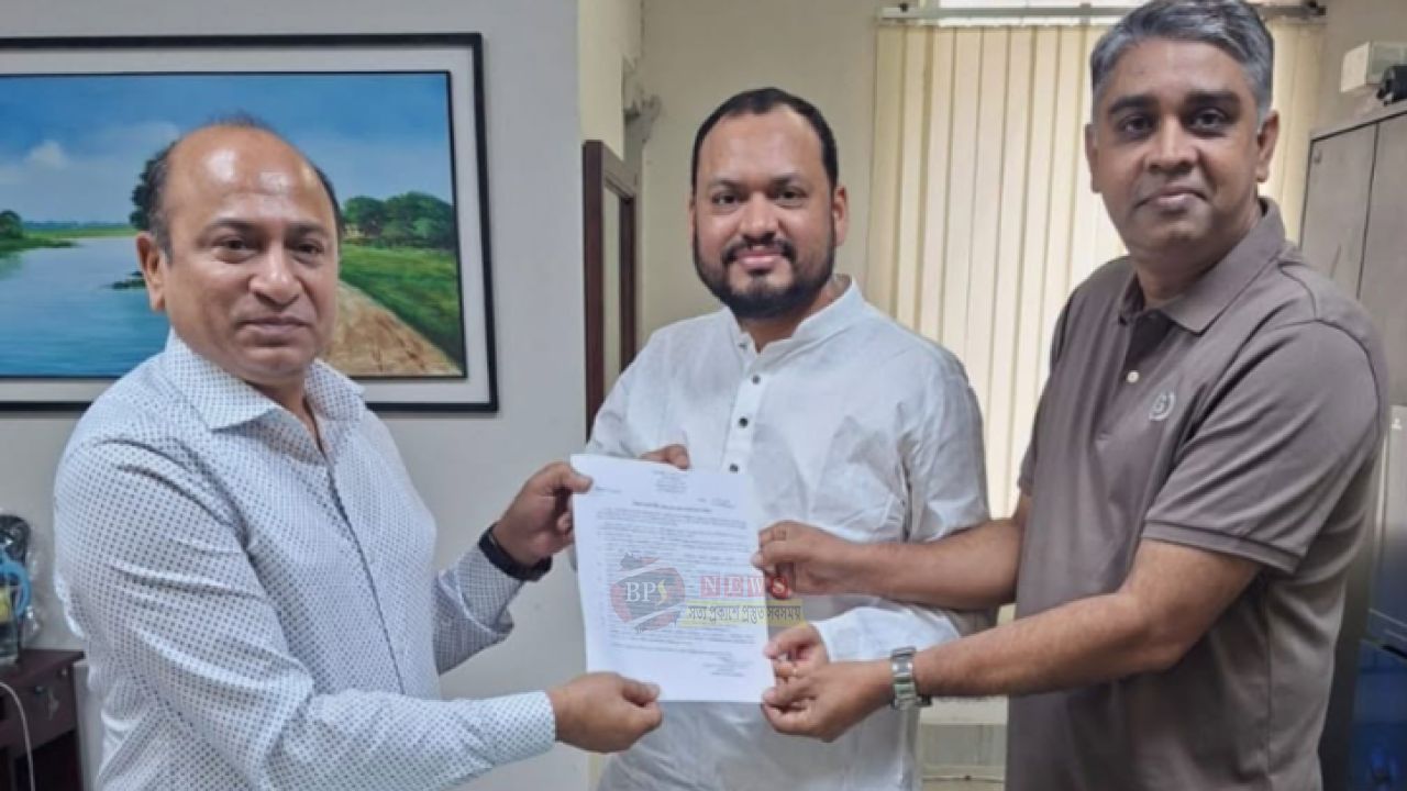 ফ্লাওয়ার মিল ওনার্স অ্যাসোসিয়েশনের হাতে সরকারি লাইসেন্স হস্তান্তর
