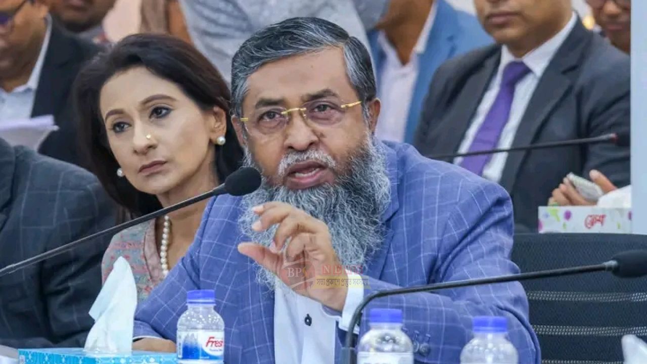 শিল্পবান্ধব সিদ্ধান্তে সরকারকে ধন্যবাদ জানালেন মোহাম্মদ হাতেম