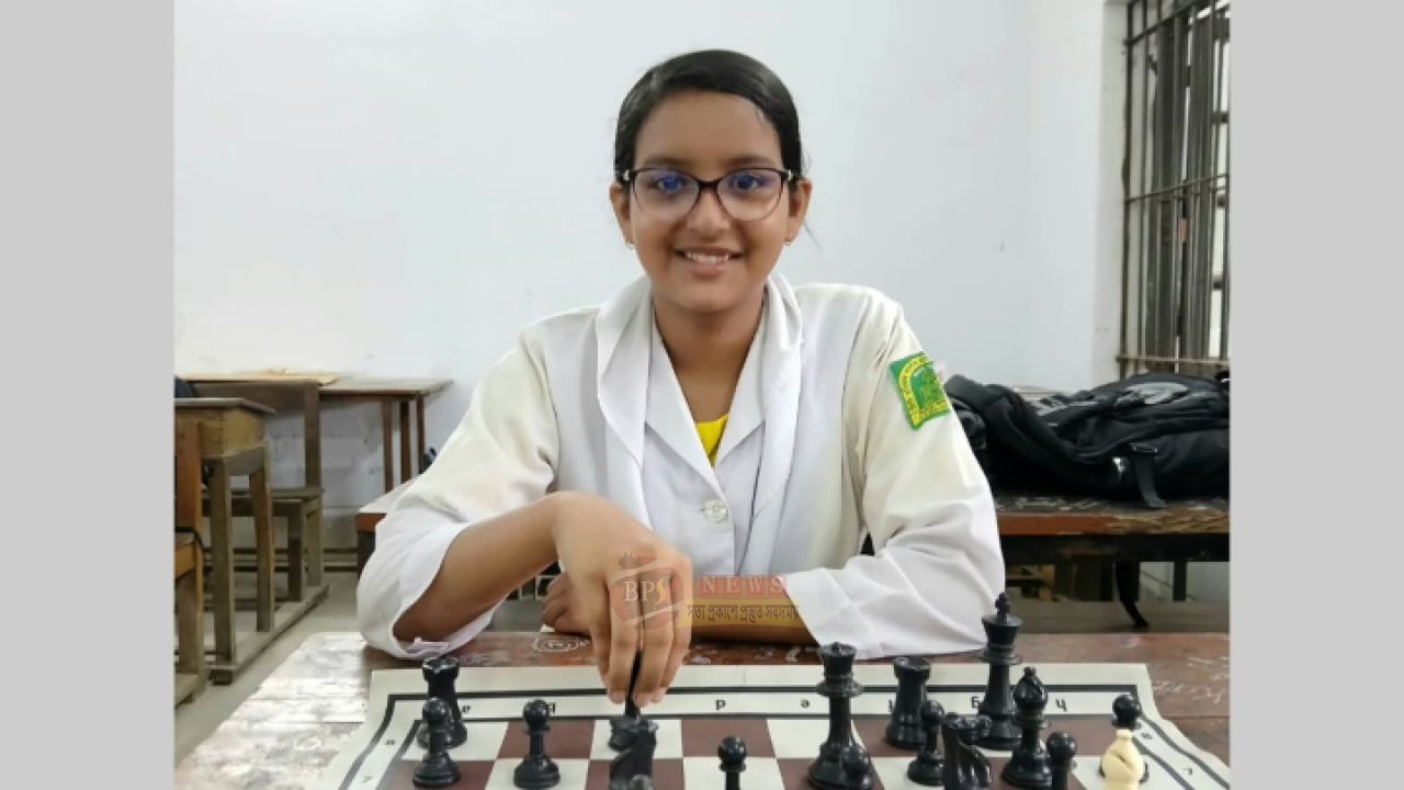 নারায়ণগঞ্জে দাবায় জেলা চ্যাম্পিয়ন বিবি মরিয়মের নুসরাত