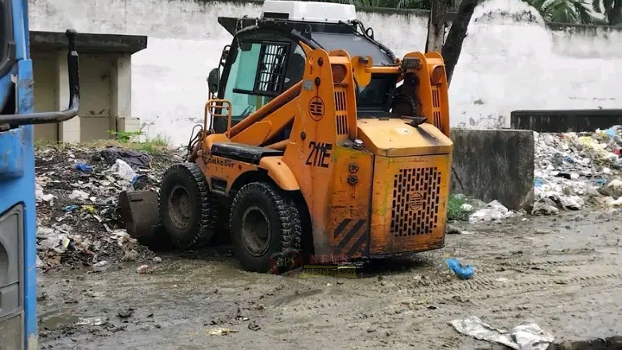 নারায়ণগঞ্জ জেলা কারাগারে সিটি করপোরেশনের পরিচ্ছন্নতা অভিযান