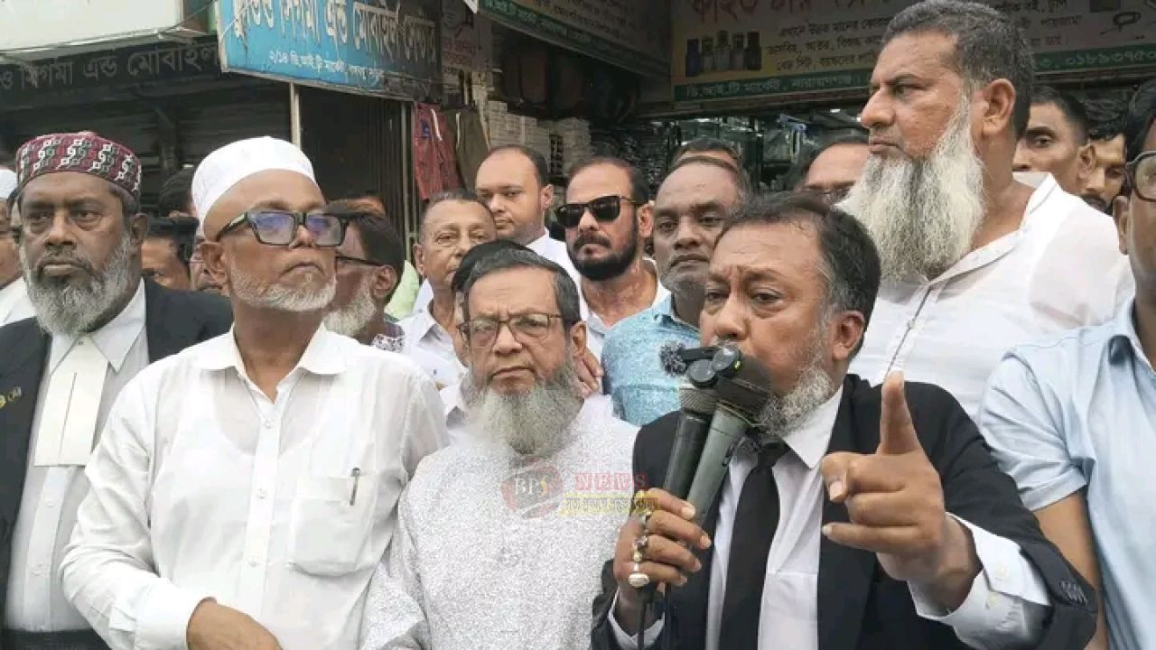 গডফাদারের কথায় অরাজকতা করলে কঠোর ব্যবস্থা নেওয়া হবে: টিপু