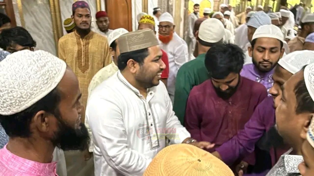 নারায়ণগঞ্জ-৪ আসনের উন্নয়ন পরিকল্পনা নিয়ে মুসল্লিদের সঙ্গে এমপি আল আমিনের মতবিনিময়