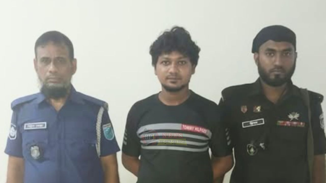 ফতুল্লায় ভাড়াটিয়া তরুণীকে ধর্ষণের অভিযোগ, বাড়িওয়ালার ছেলে গ্রেপ্তার