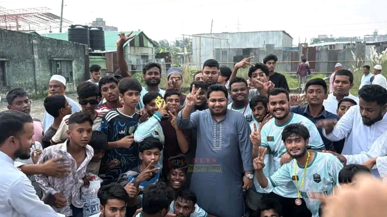 পিলকুনিতে মাদকবিরোধী ফুটবল টুর্নামেন্টের ফাইনালে এমপি আব্দুল্লাহ আল আমিন