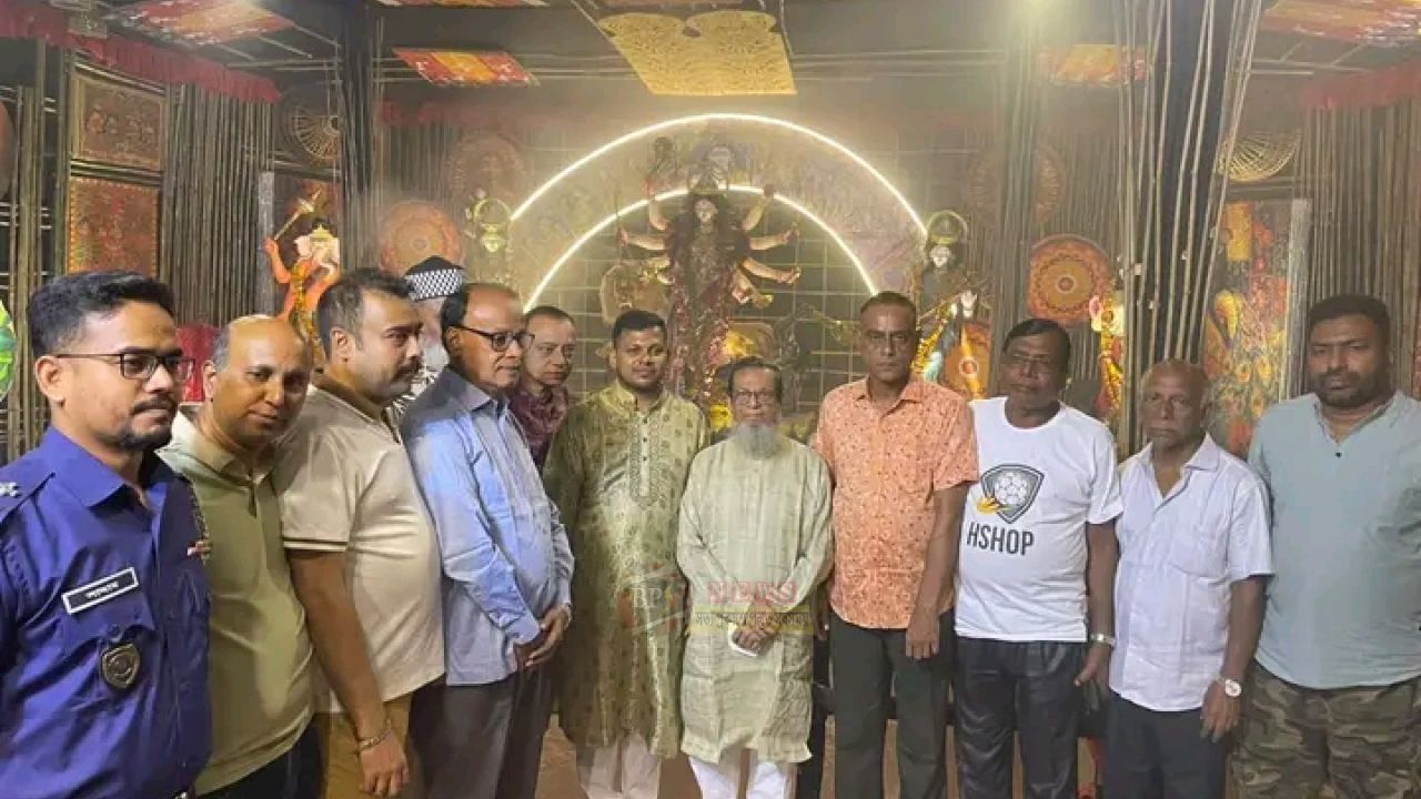 নিতাইগঞ্জের ১৮ নম্বর ওয়ার্ডের মন্দির পরিদর্শনে এমপি আবুল কালাম