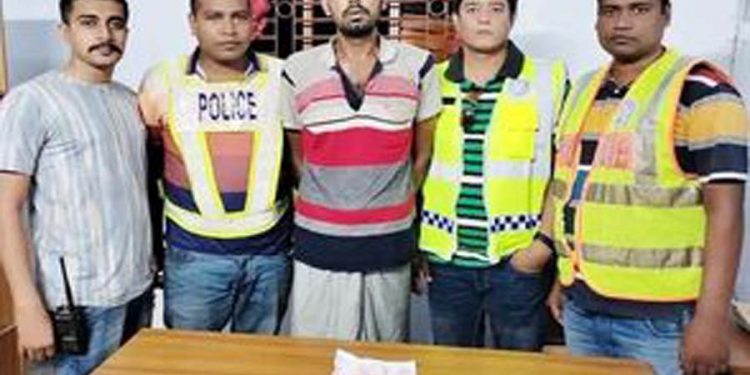 শৈলকুপার মাদক ব্যবসায়ী আনেয়ার ইয়াবাসহ গ্রেফতার