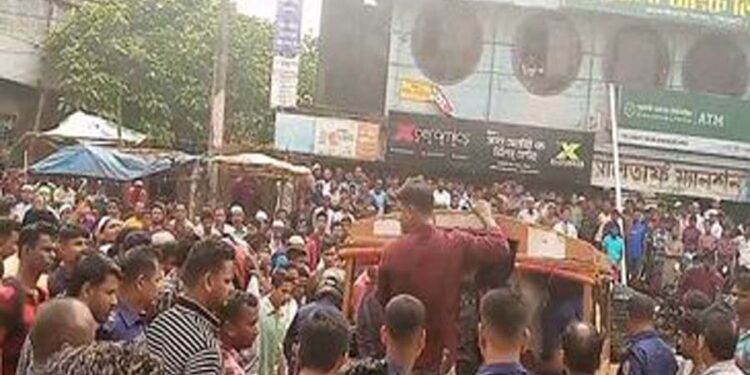 সিলেটের কানাইঘাটে ভিপি নুরের সমর্থকদের ছাত্রলীগের ধাওয়া