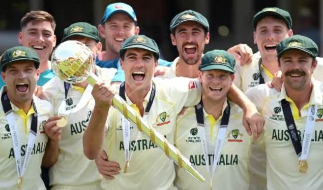 শেষ দিনে প্রথম সেশনেই গুঁড়িয়ে দিলো ভারতকে