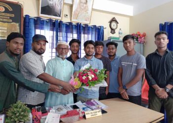 নাওডাঙ্গা ইউনিয়ন পরিষদের চেয়ারম্যানের সাথে “রক্তের বন্ধন যুব ফাউন্ডেশন” এর নতুন কমিটির শুভেচ্ছা বিনিময়