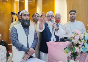 খালেদা জিয়া দেশের মানুষের আস্থার প্রতীক: মনির কাসেমী