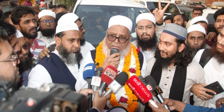 ঐক্যবদ্ধ হয়ে কাজ করবো