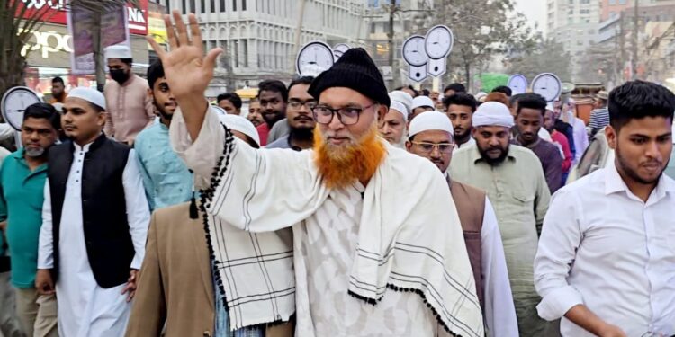 নাসিক ১৩ নং ওয়ার্ডে দেওয়াল ঘড়ি মার্কার প্রার্থী সিরাজুল মামুনের গণসংযোগ