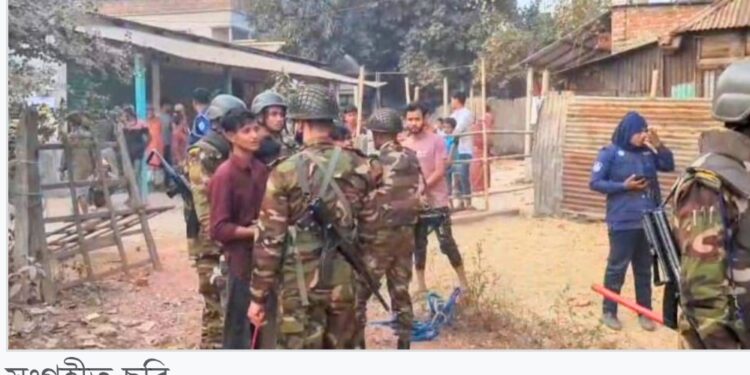 সোনারগাঁয়ে আধিপত্য নিয়ে তিন গ্রামের সংঘর্ষ, টেঁটাবিদ্ধসহ আহত ১৫, এলাকায় সেনা-পুলিশ