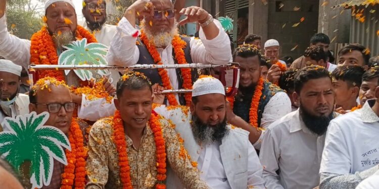 ব্যালটে বিপ্লবের ডাক মুফতি মনির কাসেমীর 