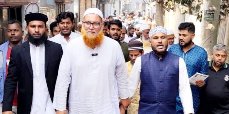 বন্দর ও কলাগাছিয়া ইউনিয়নে দেওয়াল ঘড়ি মার্কার প্রার্থী সিরাজুল মামুনের ব্যাপক গণসংযোগ