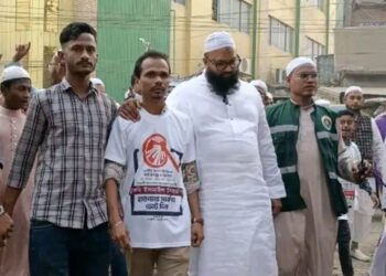 ফতুল্লাকে চাঁদাবাজ ও সন্ত্রাসমুক্ত করার অঙ্গীকার মুফতি ইসমাঈল সিরাজীর