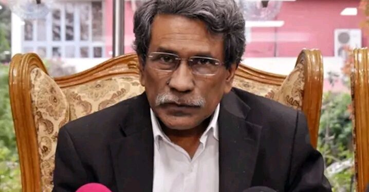 অন্তর্বর্তী সরকার গণভোটে ‘হ্যাঁ’ ভোটের পক্ষে প্রচার করতে পারবে: আলী রীয়াজ