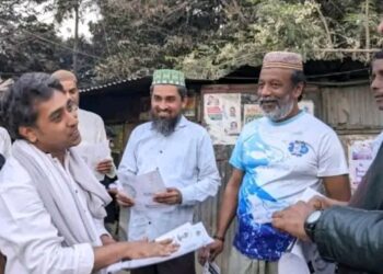 মানুষের পাশে দাঁড়ানোর অঙ্গীকার মাথাল প্রতীকের প্রার্থী তারিকুল ইসলাম সুজনের