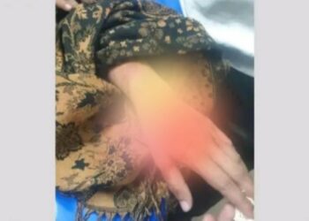 বন্দরে সাংবাদিক কন্যার ওপর যৌতুকের জন্য হামলা, শাশুড়ি আটক