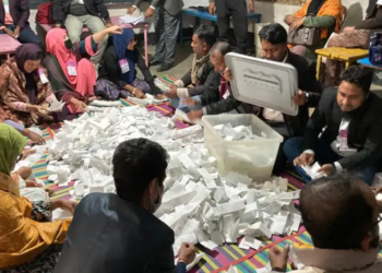 সংসদ ও গণভোট একসঙ্গে: ফল পেতে বাড়তে পারে সময়