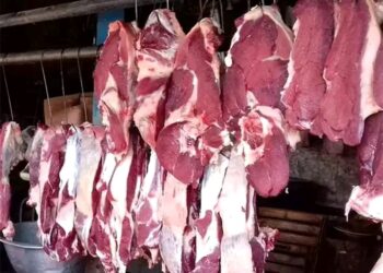 ঈদ সামনে, নারায়ণগঞ্জে মাংসের বাজারে আগুন—কেজিতে বেড়েছে ১০০ টাকা পর্যন্ত