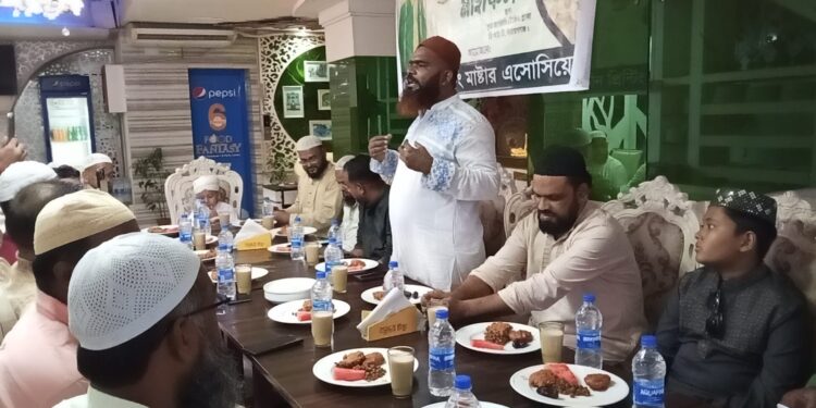 নারায়ণগঞ্জ জেলা স্কীন প্রিন্টিং মাস্টার এসোসিয়েশনের ইফতার মাহফিল অনুষ্ঠিত