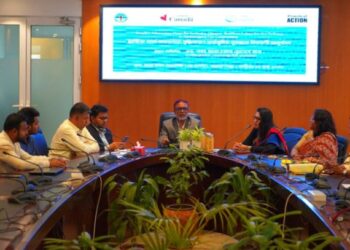 শীতলক্ষ্যার পানি এখন দুর্গন্ধময়, প্লাস্টিক দূষণ রোধে সচেতনতার আহ্বান নাসিক প্রশাসকের